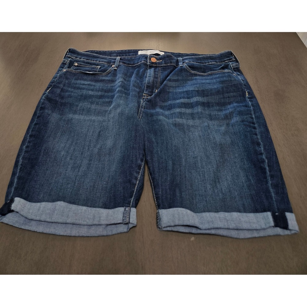 Signature by Levi Strauss Mid Rise Bermuda Shorts Dark Wash Cuffed Denim Size 22